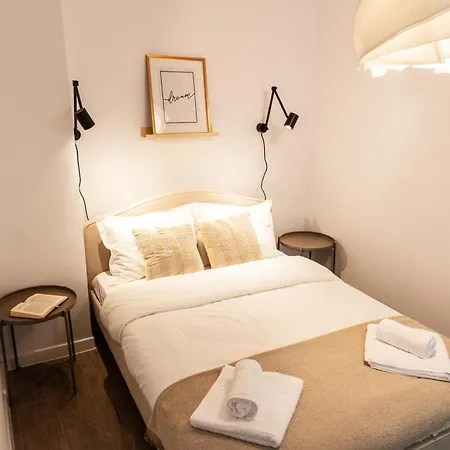 Appartement 212, B4 Bucarest