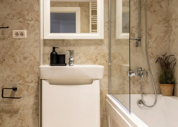 212, B4 Apartament *