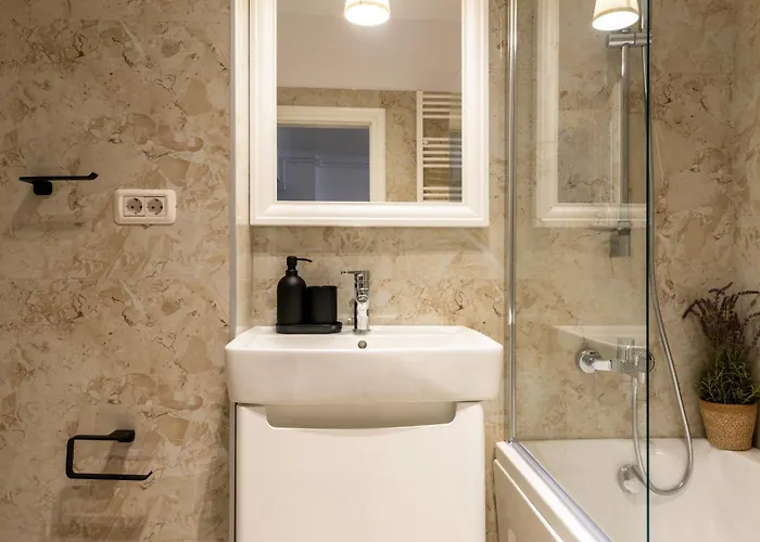 212, B4 * Bucureşti