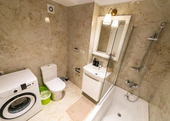 Апартаменты 212, B4 *