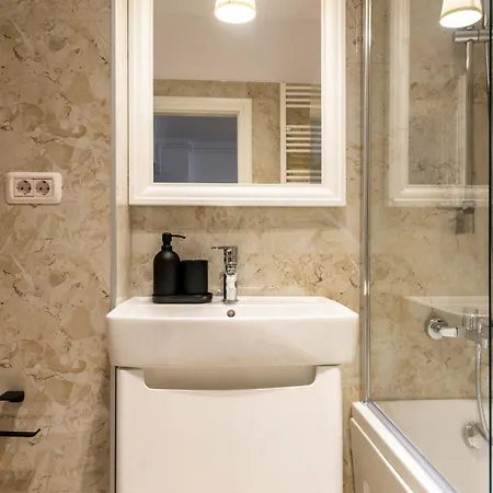 212, B4 * Bucharest