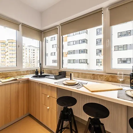 Apartment 212, B4 *