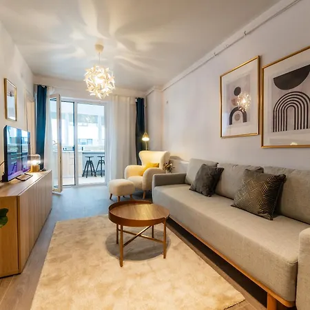 212, B4 Apartment